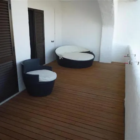 Moradia Em Alporchinhos * Porches (Algarve)